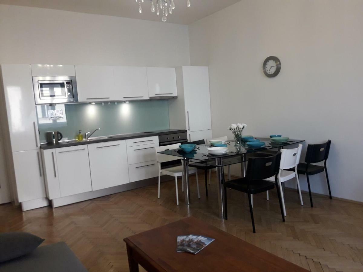 Old Town Spacious Apartment Prague Extérieur photo
