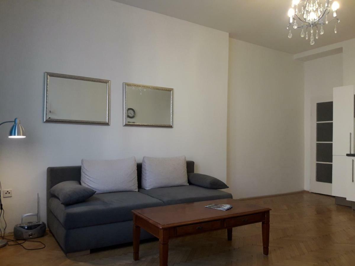 Old Town Spacious Apartment Prague Extérieur photo