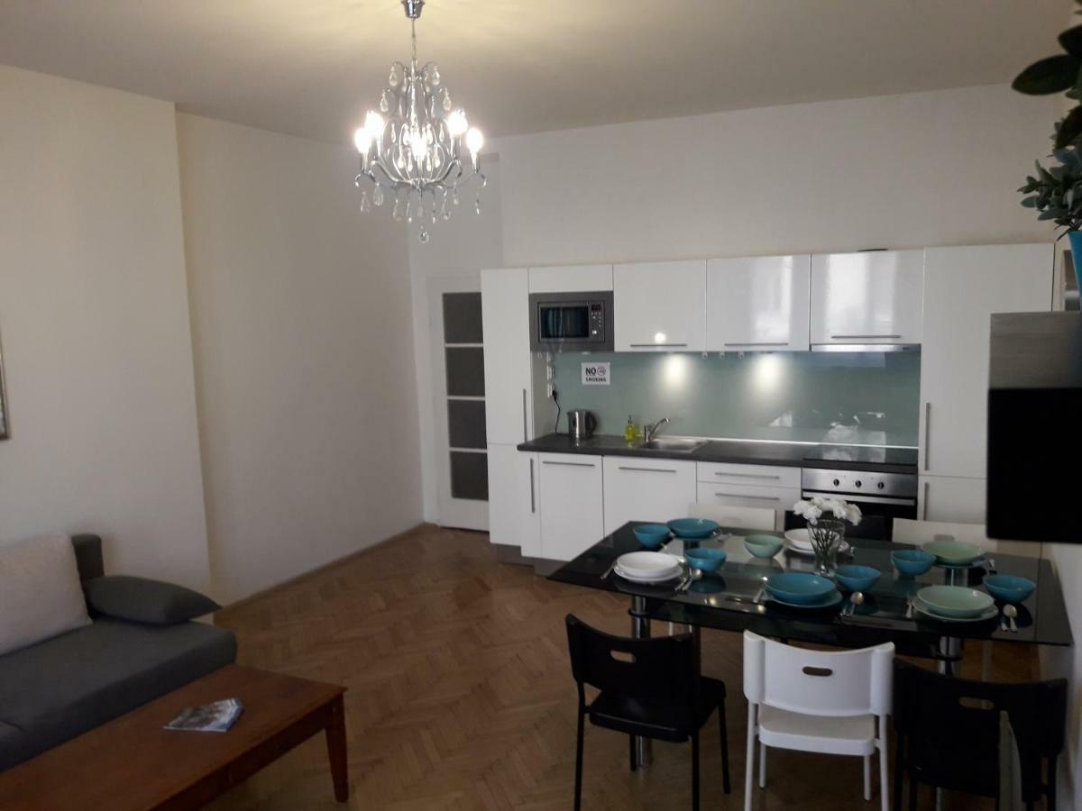 Old Town Spacious Apartment Prague Extérieur photo