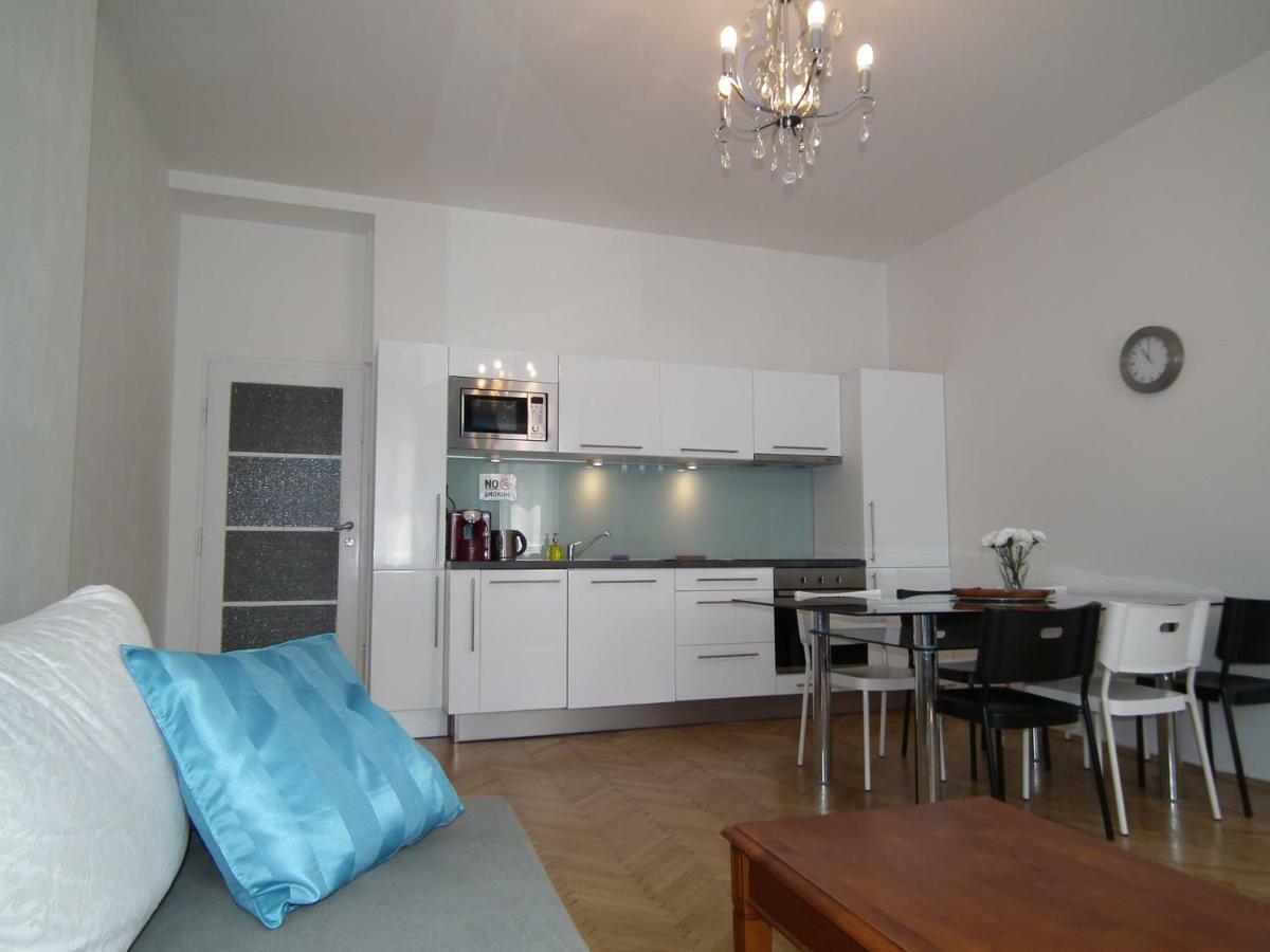 Old Town Spacious Apartment Prague Extérieur photo